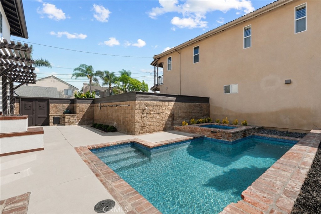 267 Mesa Dr