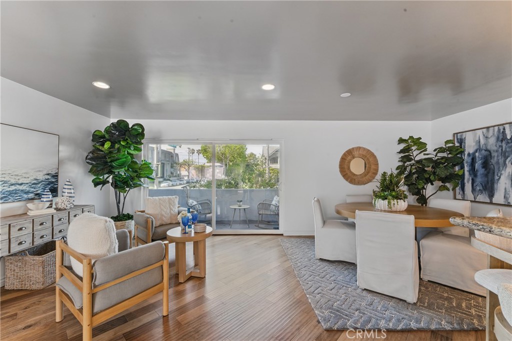 1200 E Ocean Boulevard 59