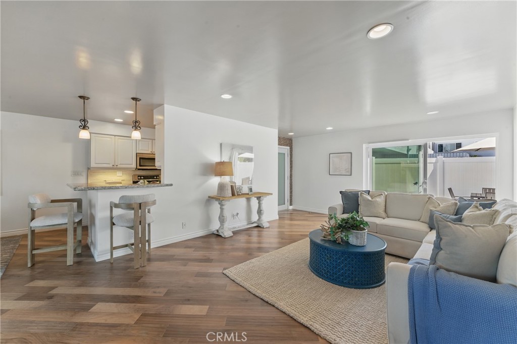 1200 E Ocean Boulevard 59