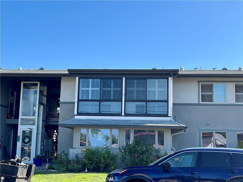 13200 Del Monte Dr., M15-23N