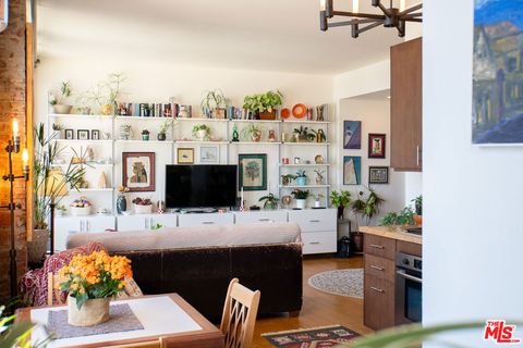 Photo of 460 S Spring Street #1002, Los Angeles, CA 90013 (MLS # 26671915)