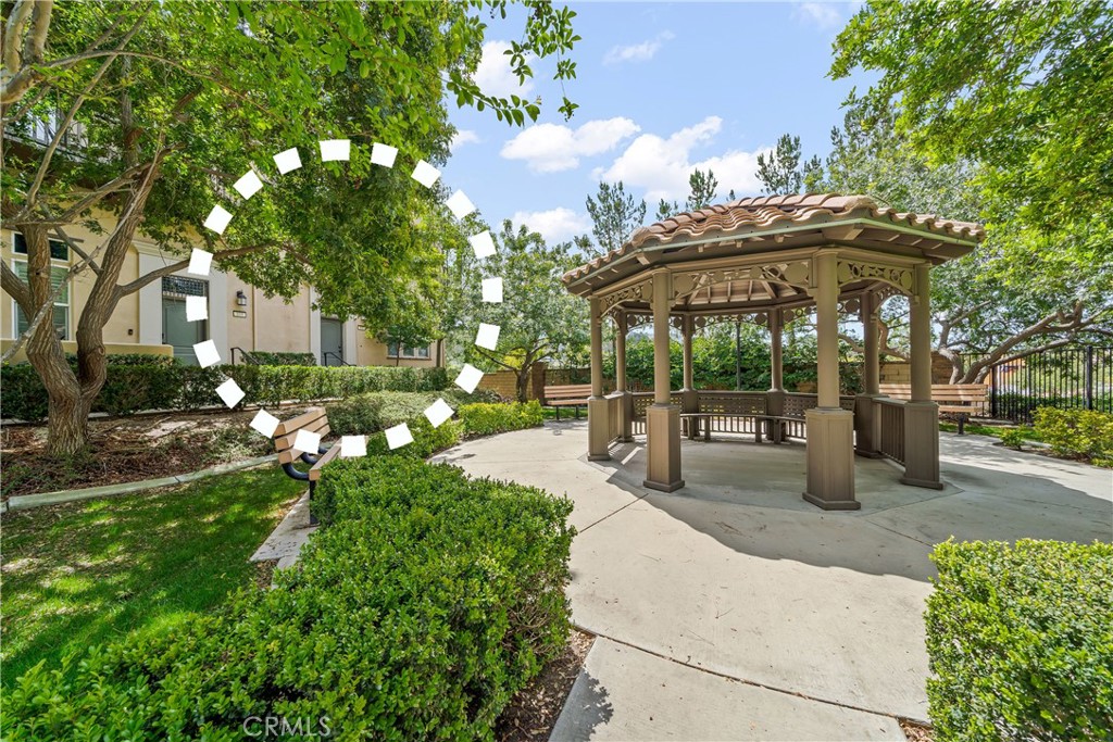 4424 Owens Street 106