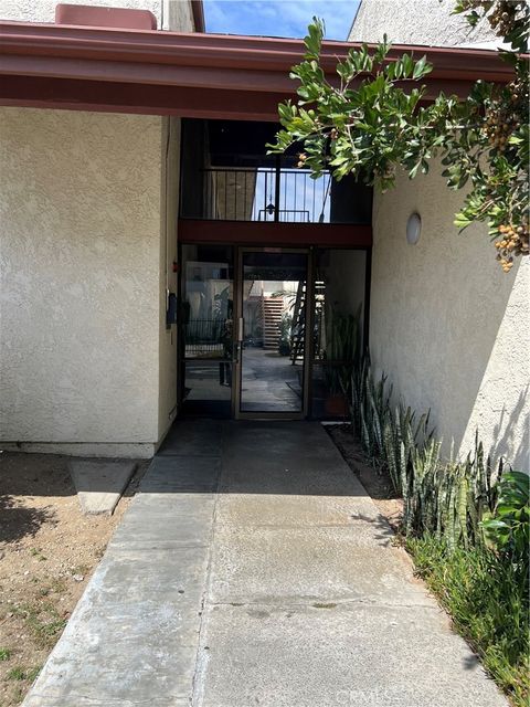 Photo of 1001 Cherry Ave, Long Beach, CA 90813 (MLS # PW26089615)