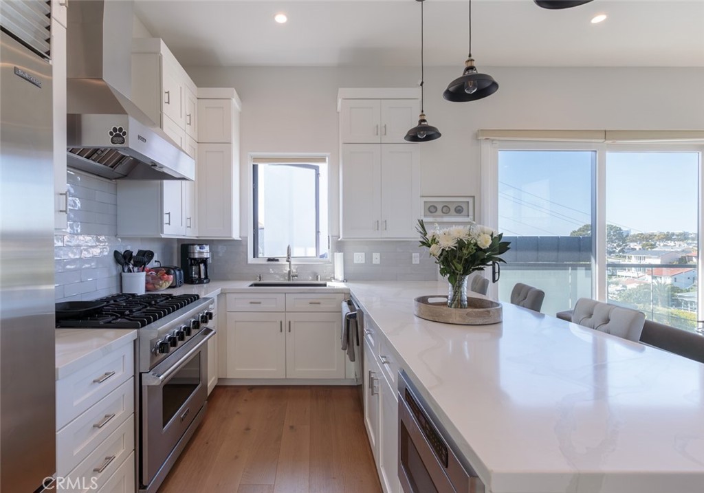 Corona del Mar South of PCH (CDMS) - Residential Lease