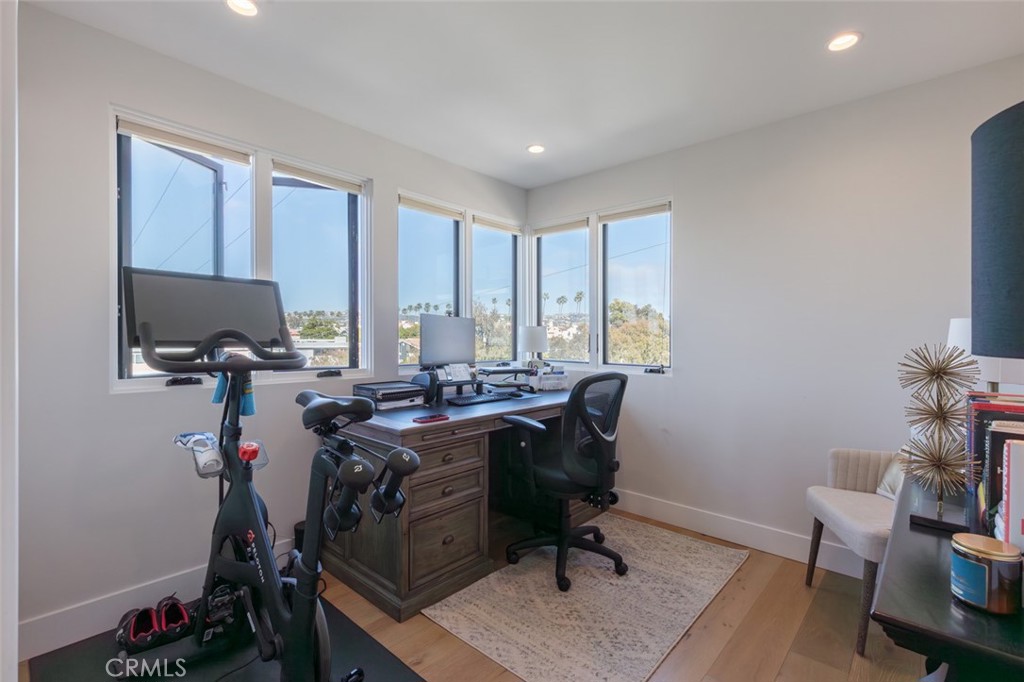 Corona del Mar South of PCH (CDMS) - Residential Lease