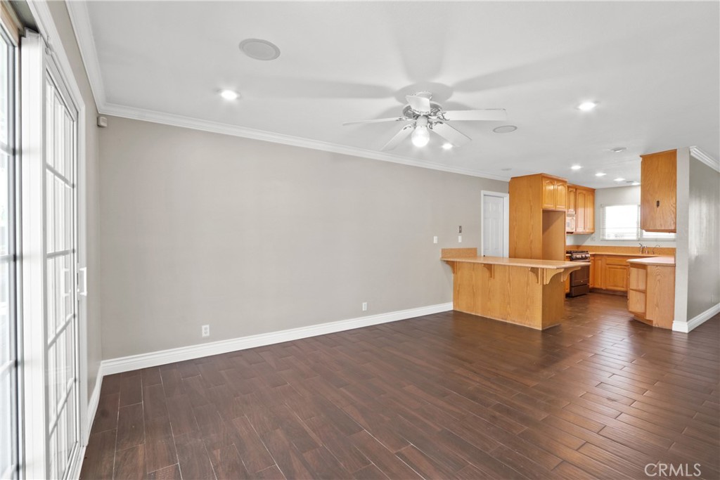 2455 E Westport Circle