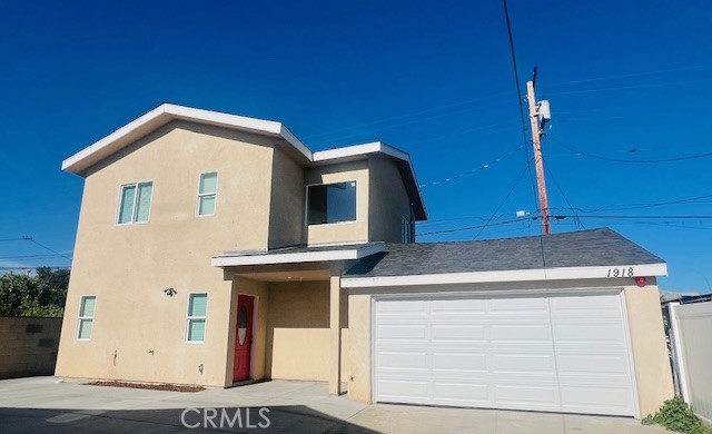 Gorgeous brand new 1200sqft ADU in the back with its own insulated garage and privet little back yard. Built in laundry room pantry. High ceiling the house looks bigger and cooler. All the window is new!!! Big kitchen brand new appliance!!! Big sink, open floor plan. All the rooms are upstair. With 8 solar panels you safe a lot on electrical bill.
10 minutes to downtown, 5 minutes to Cal State LA , 20 minutes to USC, close by city College PCC and ESLA close to everything. 5 minute to Monterey Park time square AMC. Minutes away to assess to all the great Chinese restaurant.
