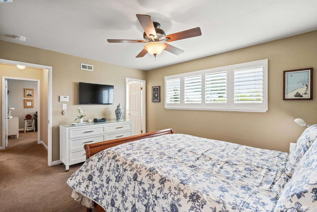 LOS ALTOS HGHTS - Residential
