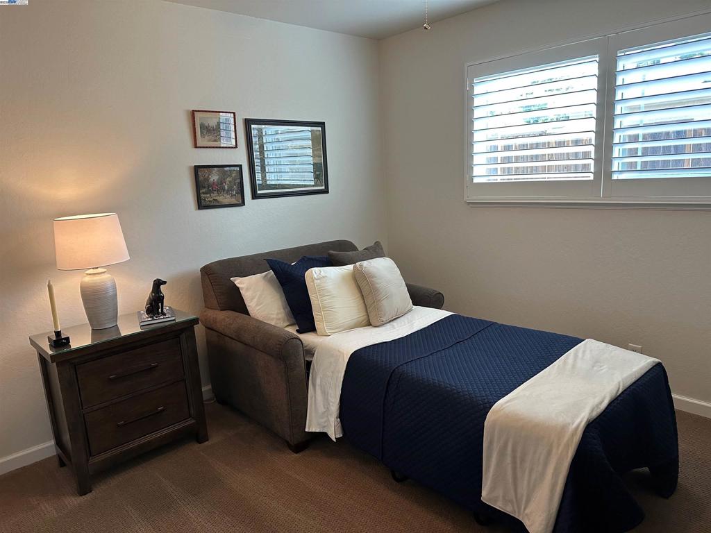LOS ALTOS HGHTS - Residential