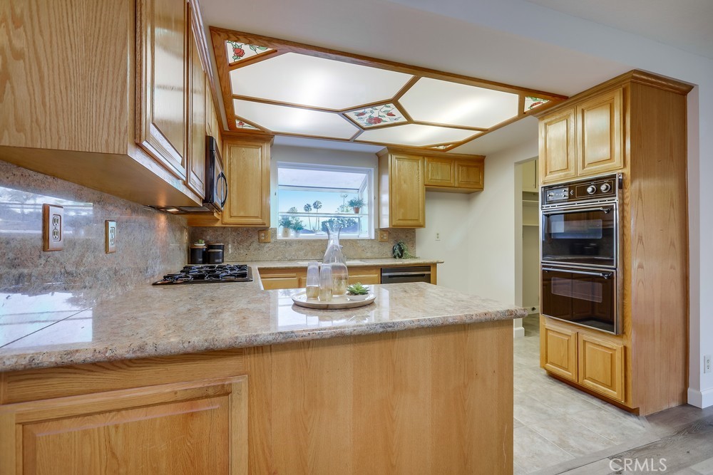 4661 Casa Oro Drive