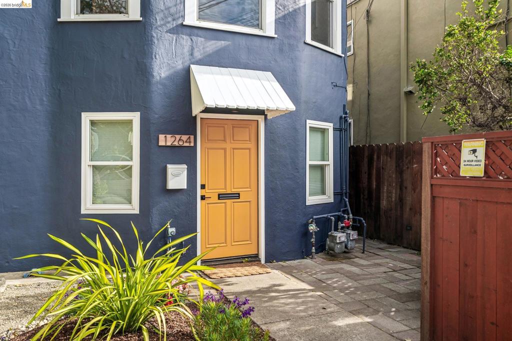 1268 Alcatraz Ave