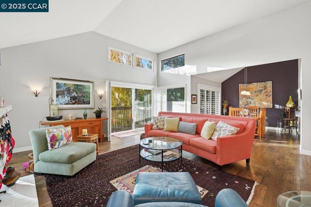 SUMMIT RIDGE - Residential