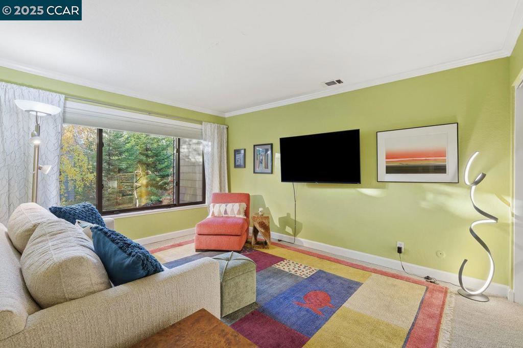 SUMMIT RIDGE - Residential