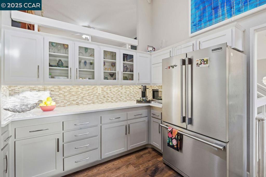 SUMMIT RIDGE - Residential