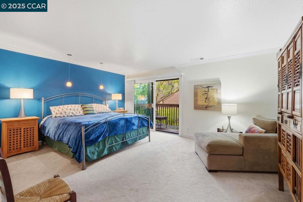 SUMMIT RIDGE - Residential