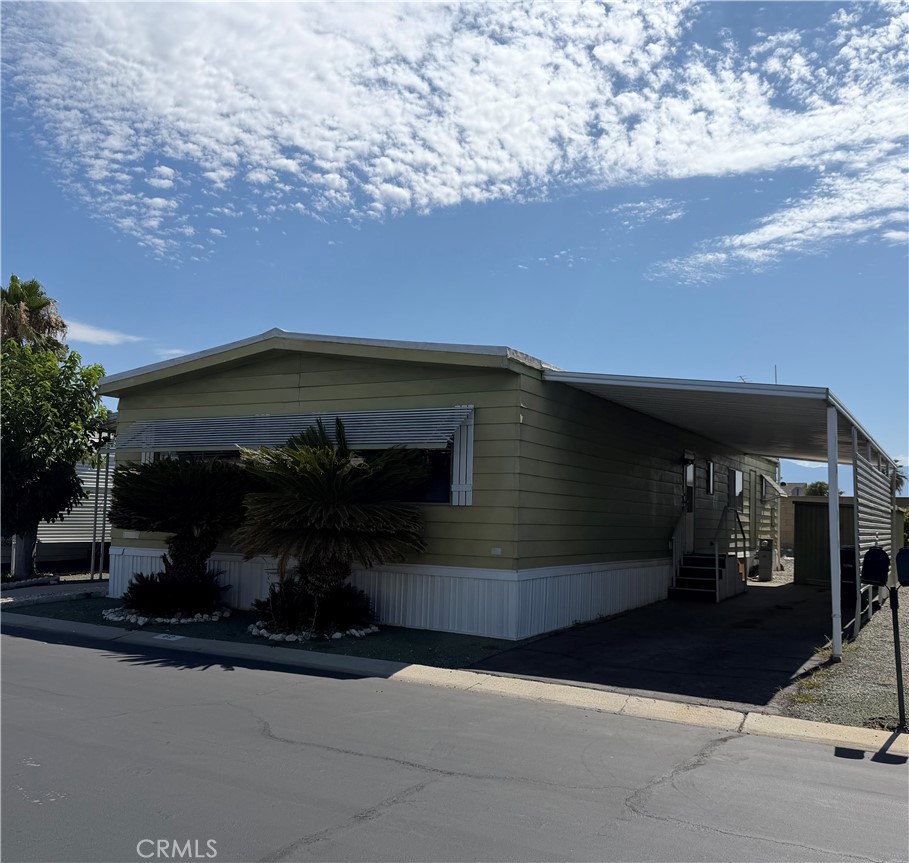 Photo 1 of 15 — 575 S Lyon Avenue 62, Hemet, CA 92543