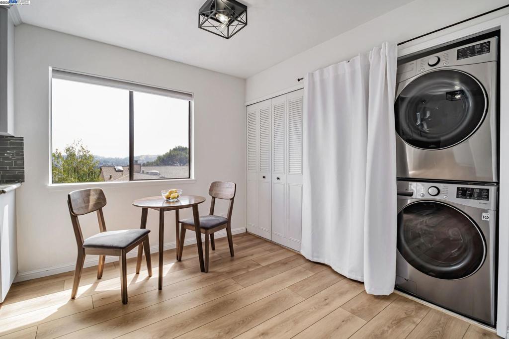 CASTRO VALLEY - Residential