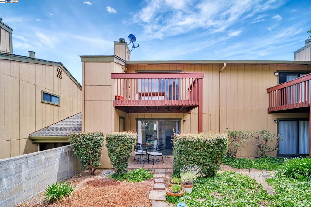 CASTRO VALLEY - Residential