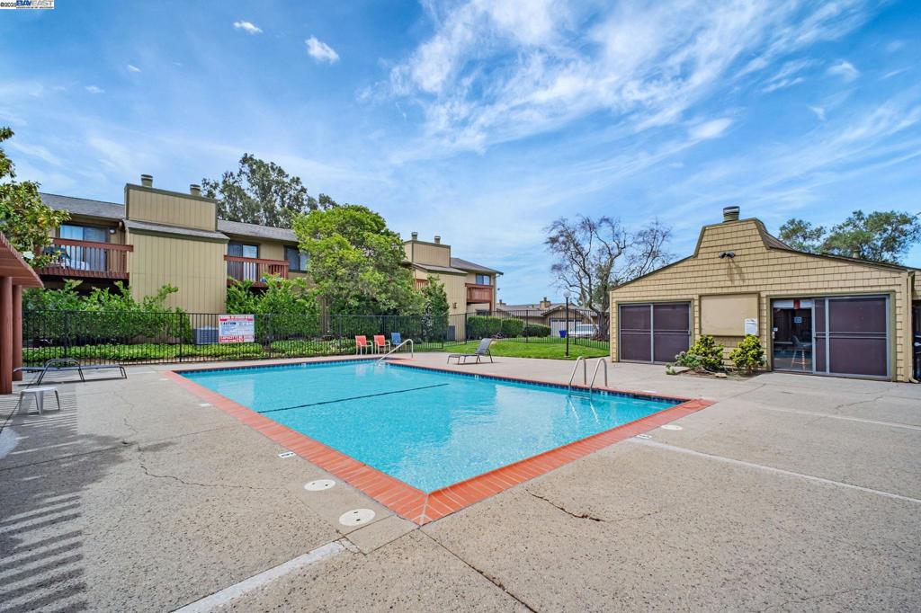 CASTRO VALLEY - Residential