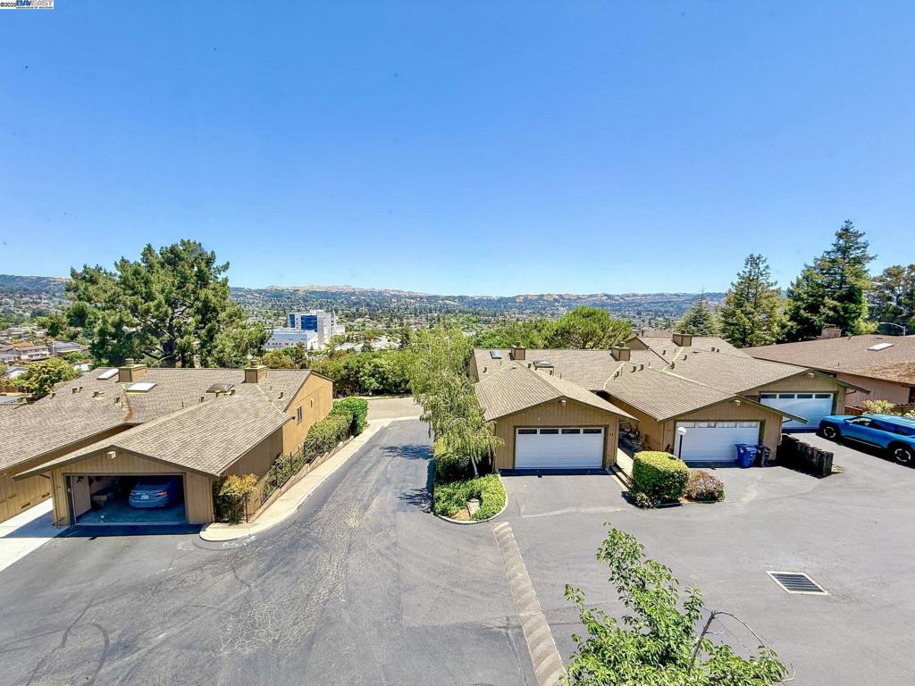 CASTRO VALLEY - Residential