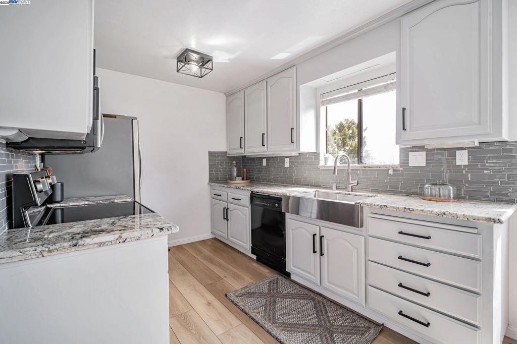 CASTRO VALLEY - Residential