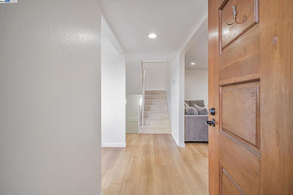 CASTRO VALLEY - Residential