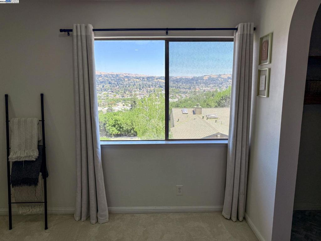 CASTRO VALLEY - Residential