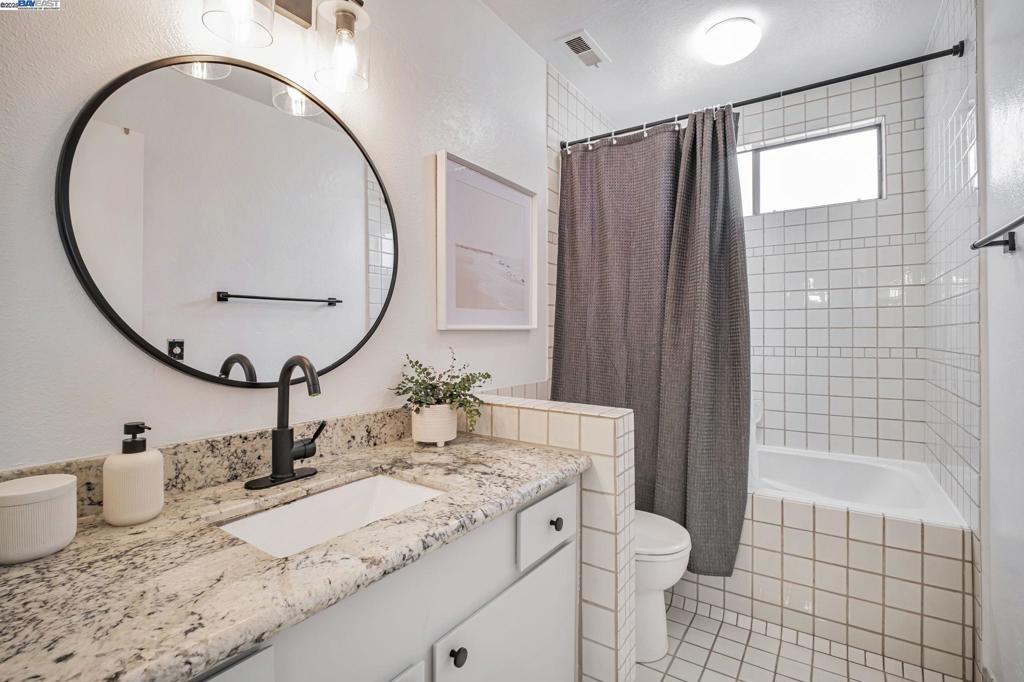 CASTRO VALLEY - Residential