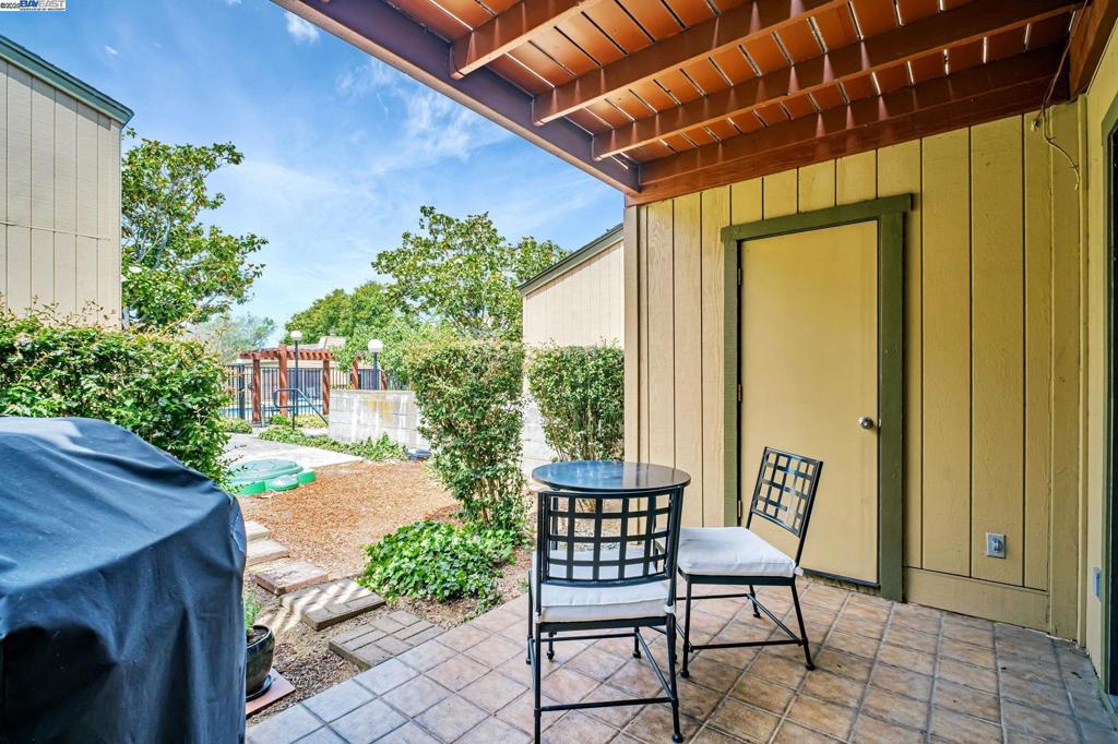 CASTRO VALLEY - Residential