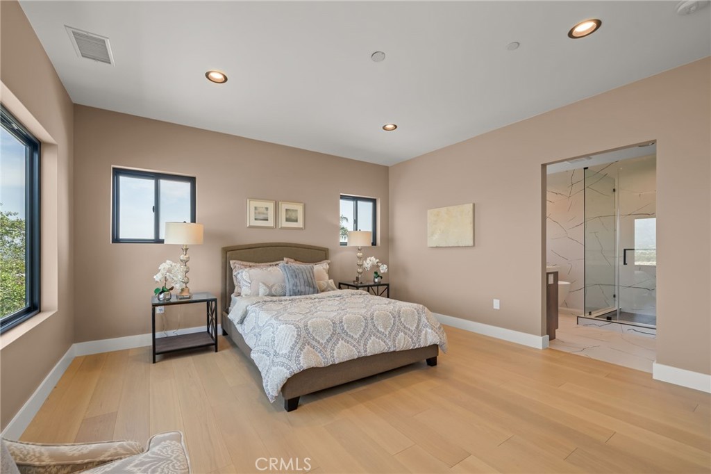 Chino Hills, California, 91709, United States, 5 Bedrooms Bedrooms, ,5 BathroomsBathrooms,Residential,Active,2042741