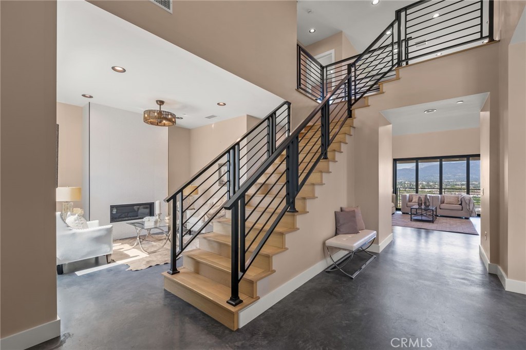 2380 Scenic Ridge