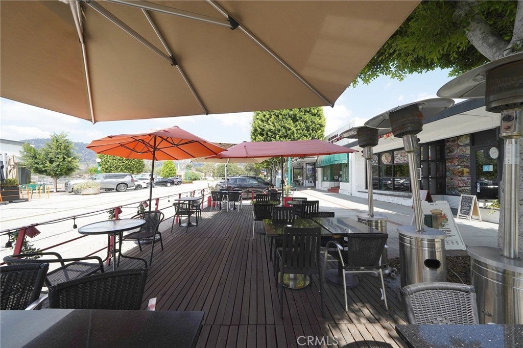 222 N Glendora Ave