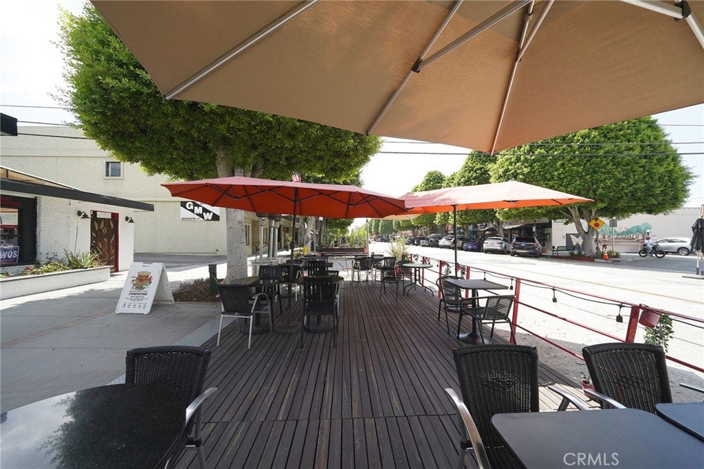 222 N Glendora Ave