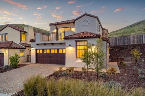 3061 Arezzo San Luis Obispo CA 93401