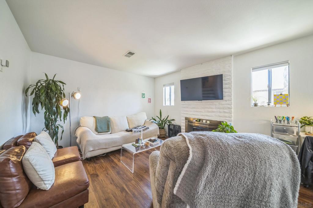 Welcome to this charming and well-maintained 3-bedroom, 2.5-bath townhome located in Vista, CA. Step inside to discover a recently updated kitchen featuring modern finishes, sleek countertops, and plenty of cabinet space. The bright and open living area flows seamlessly to a private, fenced-in patio/yard area. Upstairs, you'll find three generously sized bedrooms, including a large primary suite with a walk-in closet and an en-suite bathroom for your convenience and privacy. New roof, kitchen, & HVAC in 2022. New A/C in 2023. Additional highlights include an attached 2-car garage, in-unit laundry, and central A/C. Conveniently located near shopping, dining, the Vista library, and easy access to the 78 freeway, this is a fantastic opportunity to own a lovely townhome in a desirable North County location. Welcome to this charming and well-maintained 3-bedroom, 2.5-bath townhome located in Vista, CA. Step inside to discover a recently updated kitchen featuring modern finishes, sleek countertops, and plenty of cabinet space. The bright and open living area flows seamlessly to a private, fenced-in patio/yard area. Upstairs, you'll find three generously sized bedrooms, including a large primary suite with a walk-in closet and an en-suite bathroom for your convenience and privacy. New roof, kitchen, & HVAC in 2022. New A/C in 2023. Additional highlights include an attached 2-car garage, in-unit laundry, and central A/C. Conveniently located near shopping, dining, the Vista library, and easy access to the 78 freeway, this is a fantastic opportunity to own a lovely townhome in a desirable North County location.