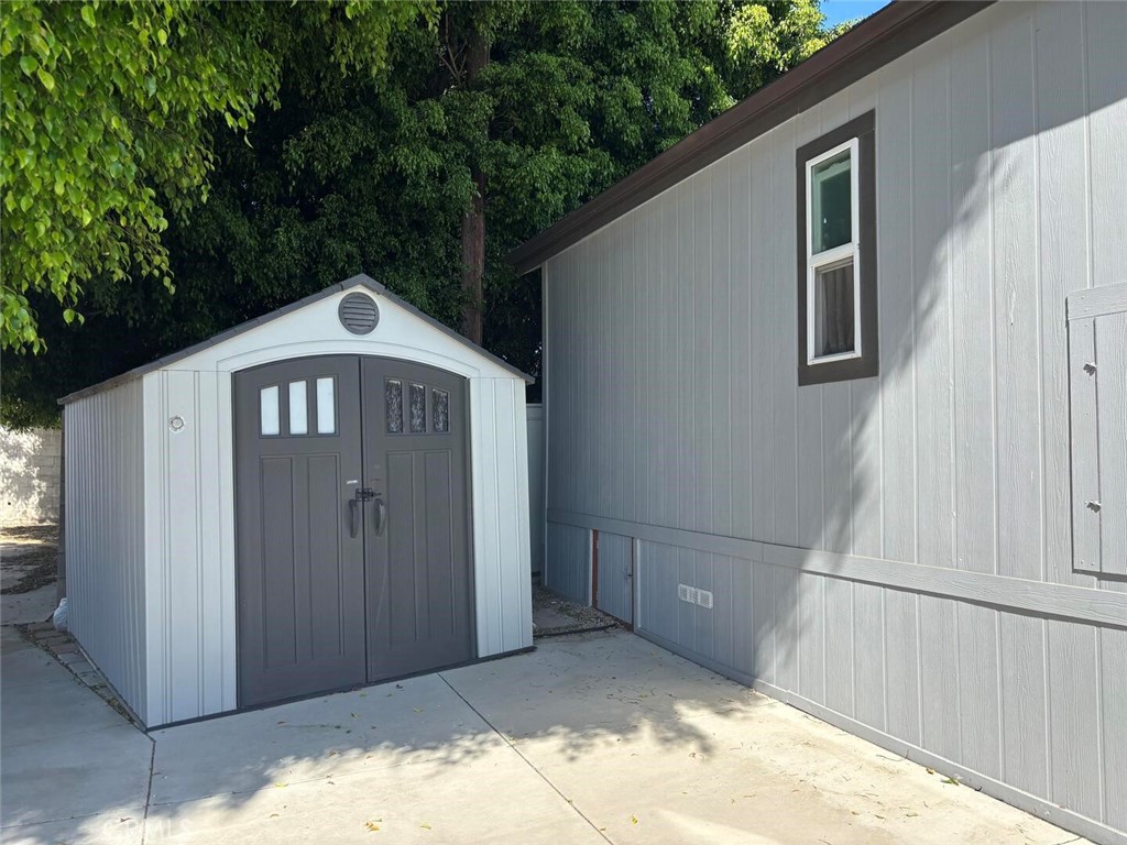 16540 Whittier Boulevard 2