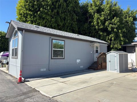 Photo of 16540 Whittier Boulevard #2, Whittier, CA 90603 (MLS # PW26052022)