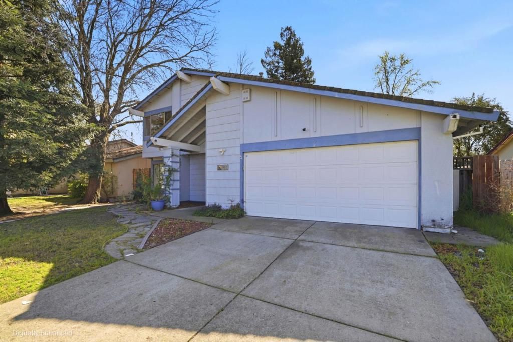 Photo of 1980 Pebblewood Drive, Sacramento, CA 95833 (MLS # ML82039658)