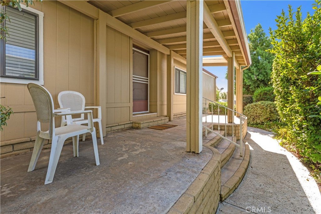 5200 Irvine Boulevard 254