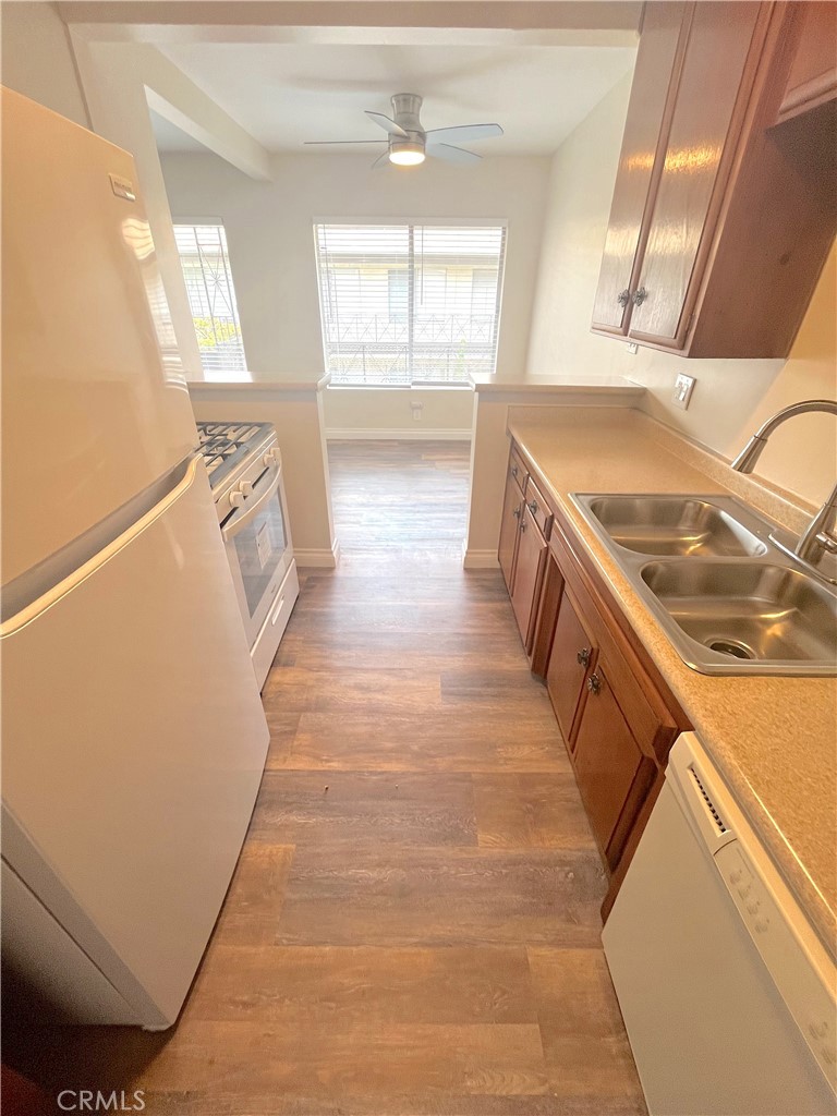 / - Residential Lease