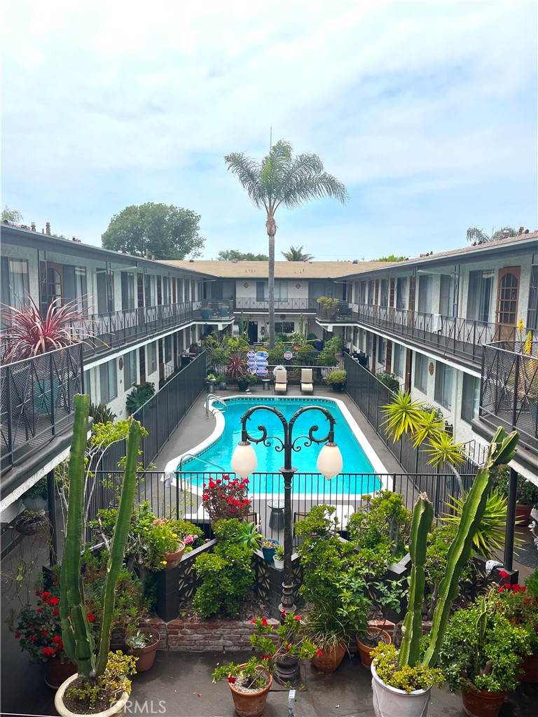 / - Residential Lease