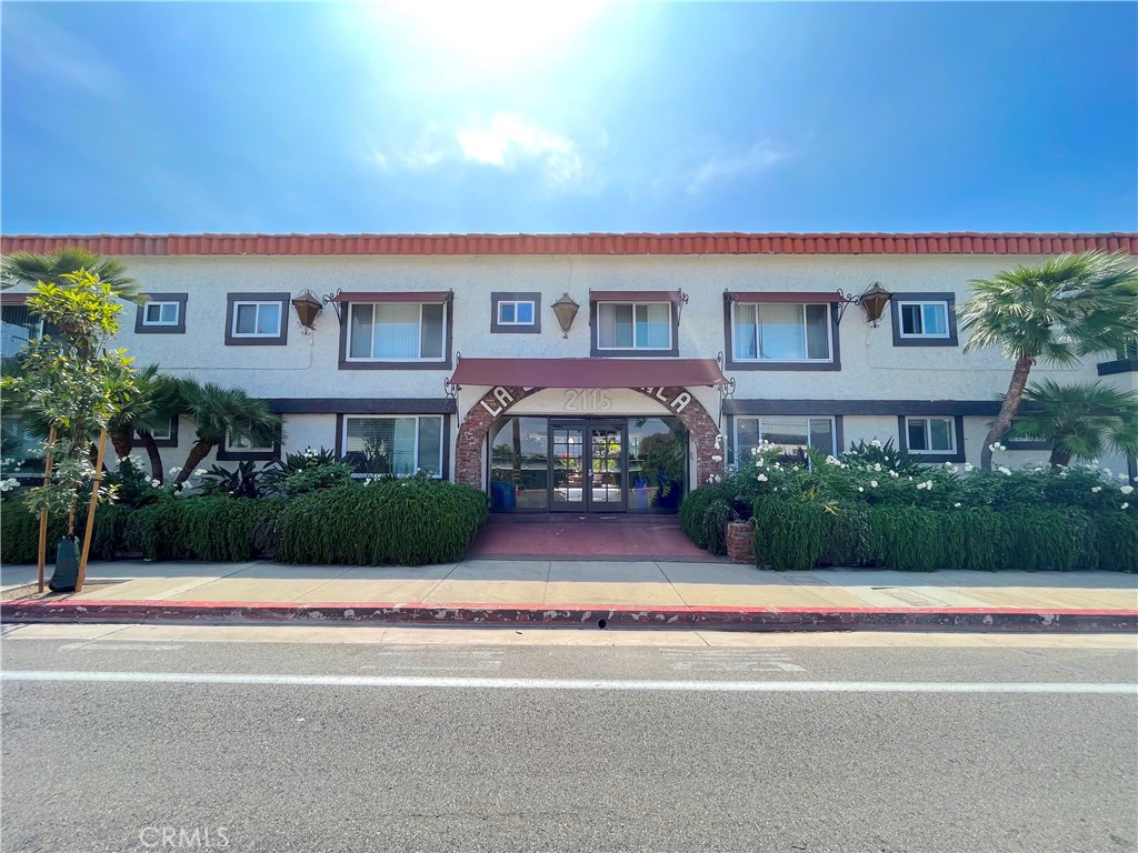 / - Residential Lease