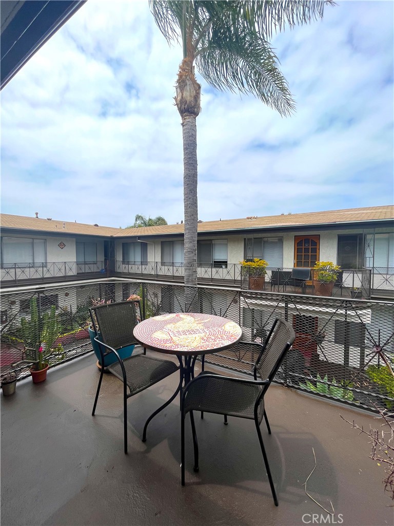 / - Residential Lease