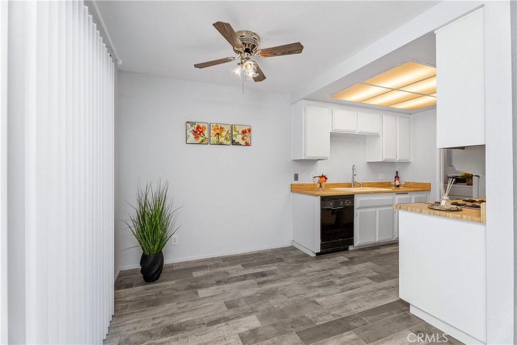 20453 Elm Hill 26