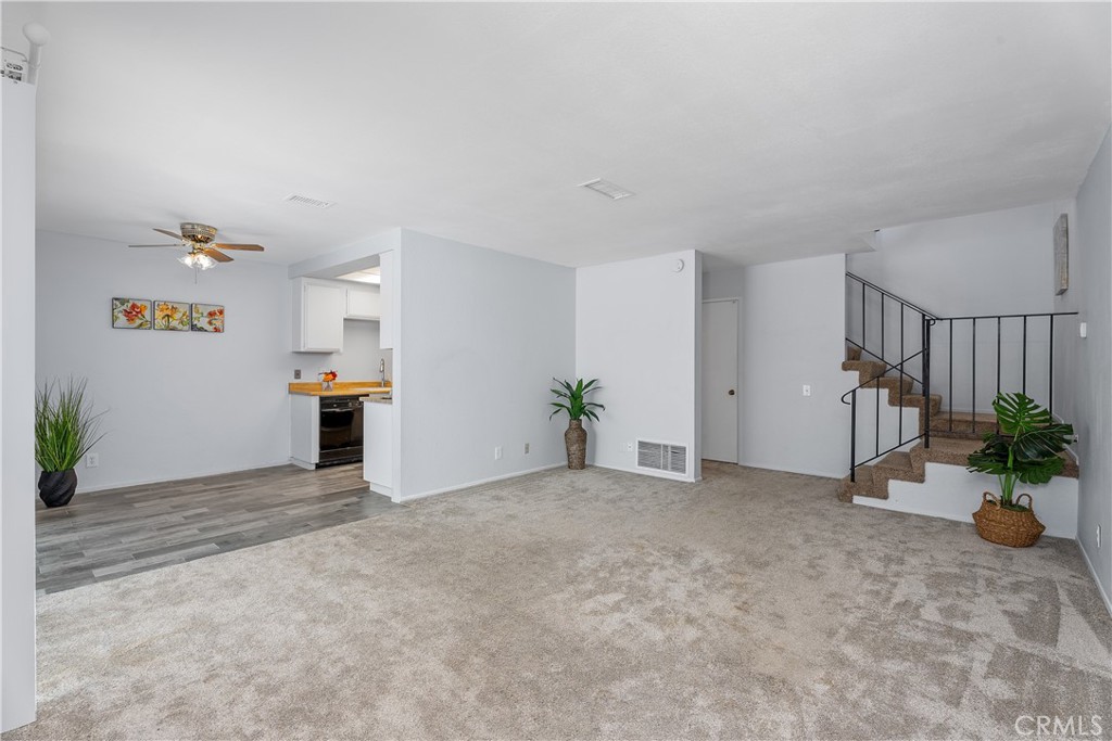 20453 Elm Hill 26