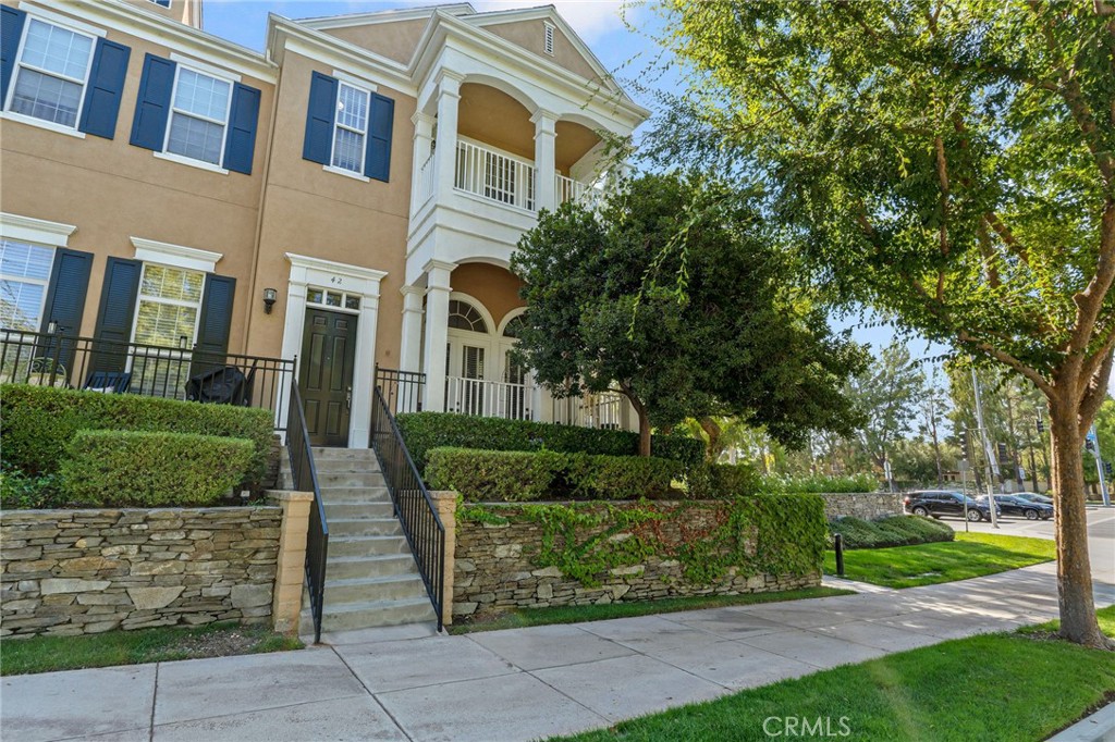Lakeside Elegance in the Heart of Bridgeport – Sophisticated Townhome Living. Welcome to 24014 Bridgeport Lane, Unit 42 — a rare opportunity to own a beautifully curated tri-level end-unit residence in the prestigious Cabot Bay enclave of Bridgeport, Valencia. Blending East Coast architectural charm with West Coast sophistication, this 3-bedroom, 3-bathroom designer townhome offers approximately 1,680 sq ft of refined living space directly across from the tranquil community lake.
Step inside to soaring ceilings, elegant archways, rich wood-style flooring, and expansive windows that bathe the space in natural light.
Gourmet Kitchen: Outfitted with granite countertops and a breakfast bar perfect for morning cappuccinos or evening wine service.
Elegant Entertaining Spaces: An open-concept living and dining area seamlessly connects to a private balcony — ideal for sunset views or al fresco gatherings. Sophisticated Primary Suite featuring dual vanities, separate soaking tub and shower, and ample closet space. Thoughtfully Designed Bedrooms: The secondary bedrooms are connected by a stylish Jack-and-Jill bath, offering both convenience and privacy.
Live the Bridgeport lifestyle with exclusive access to a sparkling lakefront clubhouse, resort-style pool and spa, wading pool, and miles of scenic paseos and walking trails. Just steps away from picturesque water views and lush, manicured grounds — this is serenity redefined.
Prime Valencia Location: Perfectly situated near award-winning schools, high-end shopping, fine dining, and easy freeway access, this home offers the rare combination of peaceful seclusion and metropolitan convenience.
Whether you're entertaining guests or savoring a quiet evening under the stars, this home delivers luxury, lifestyle, and location in one exquisite package — discover the elegance and ease of life at Bridgeport.