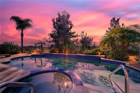 23801 Hollingsworth Murrieta CA 92562