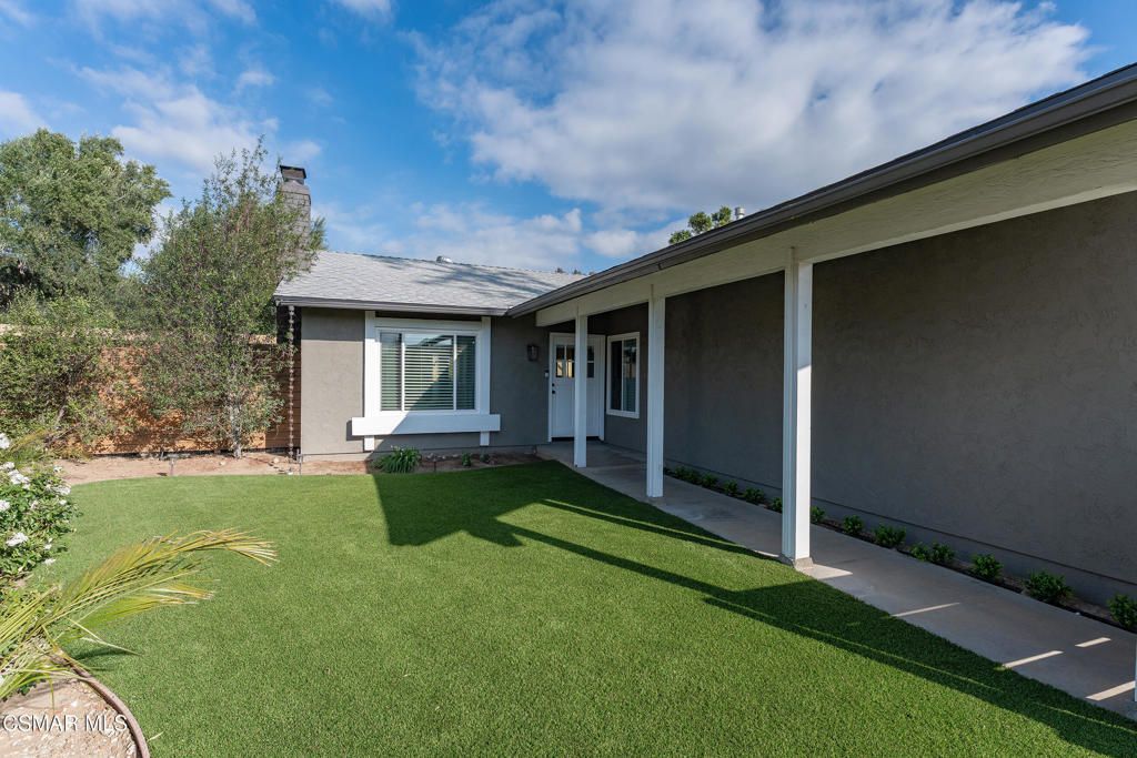 Photo of 1860 Wychoff Avenue, Simi Valley, CA 93063 (MLS # 226001148)