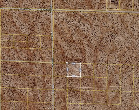Photo of 0 E Ave E4/East Of 210th St, Lancaster, CA 93535 (MLS # SR26035306)