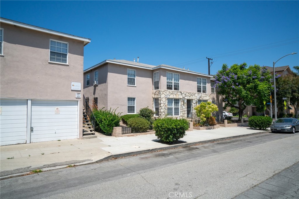 927 Belmont Avenue